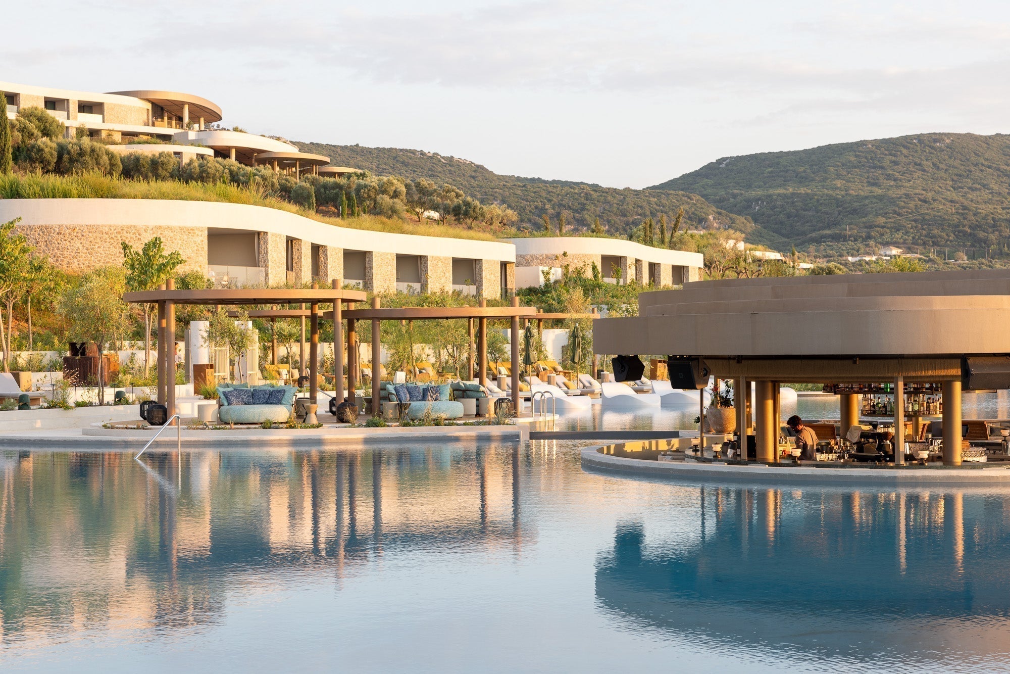 Mandarin Oriental, Costa Navarino: A Luxurious Escape in Greece